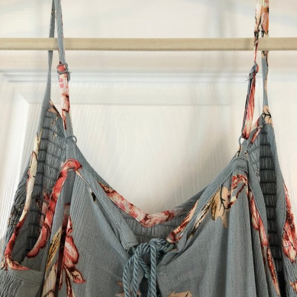 Floral Dress with Tie Up Back - Picture 8 of 8